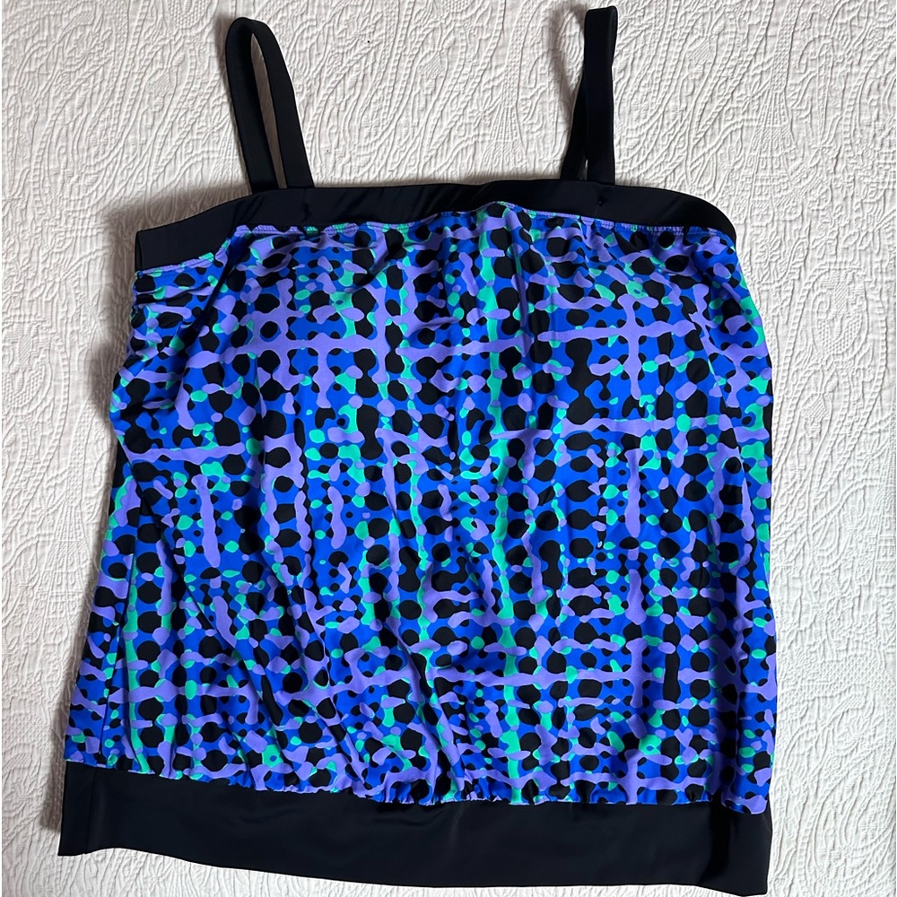 Women’s tankini top